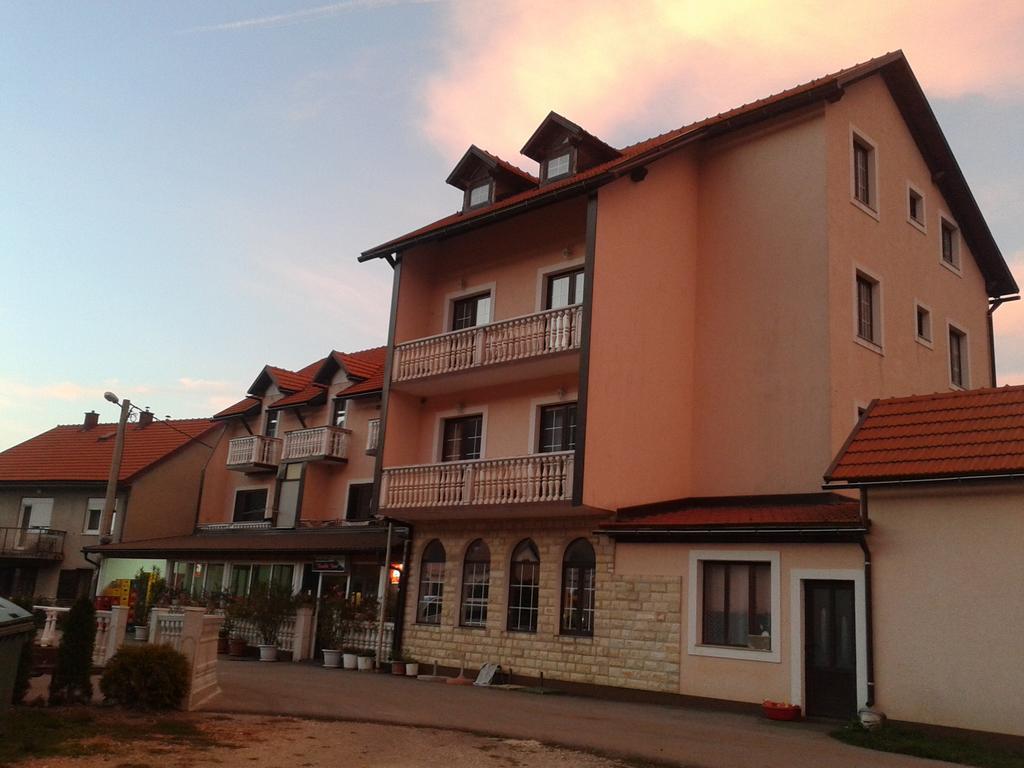 Bed And Breakfast Konoba Jure Krasno Polje Dış mekan fotoğraf