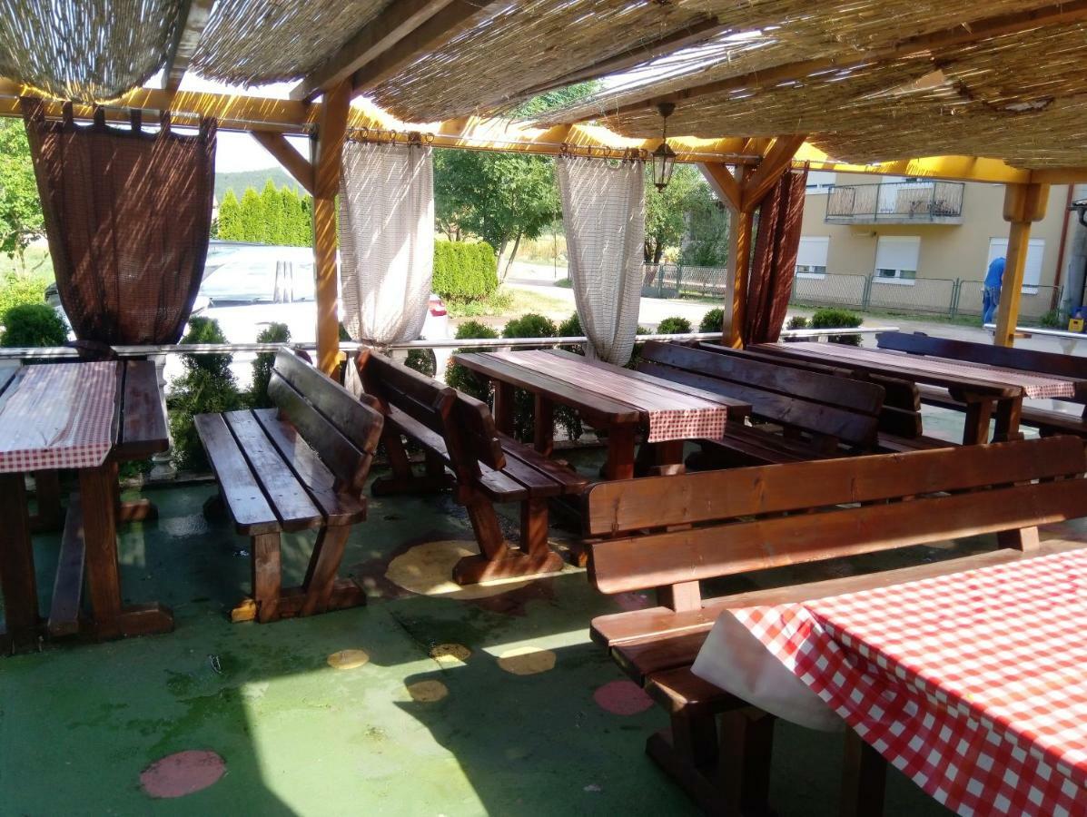 Bed And Breakfast Konoba Jure Krasno Polje Dış mekan fotoğraf