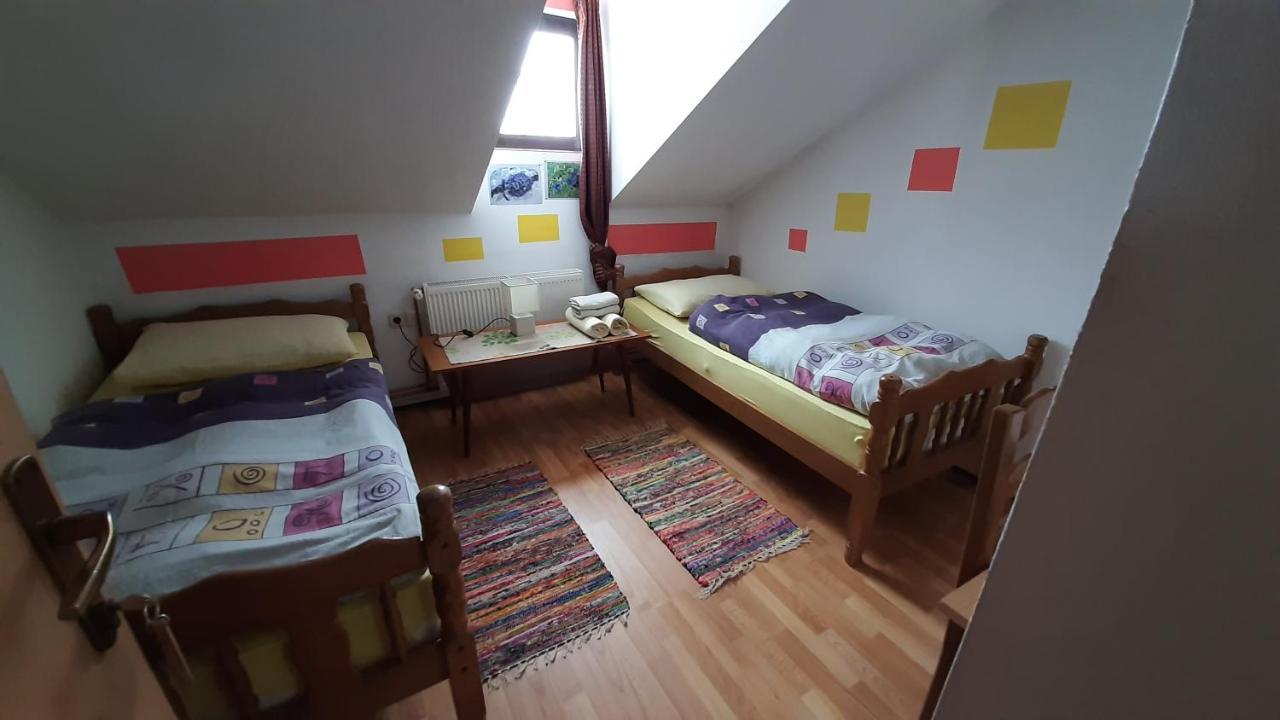 Bed And Breakfast Konoba Jure Krasno Polje Oda fotoğraf